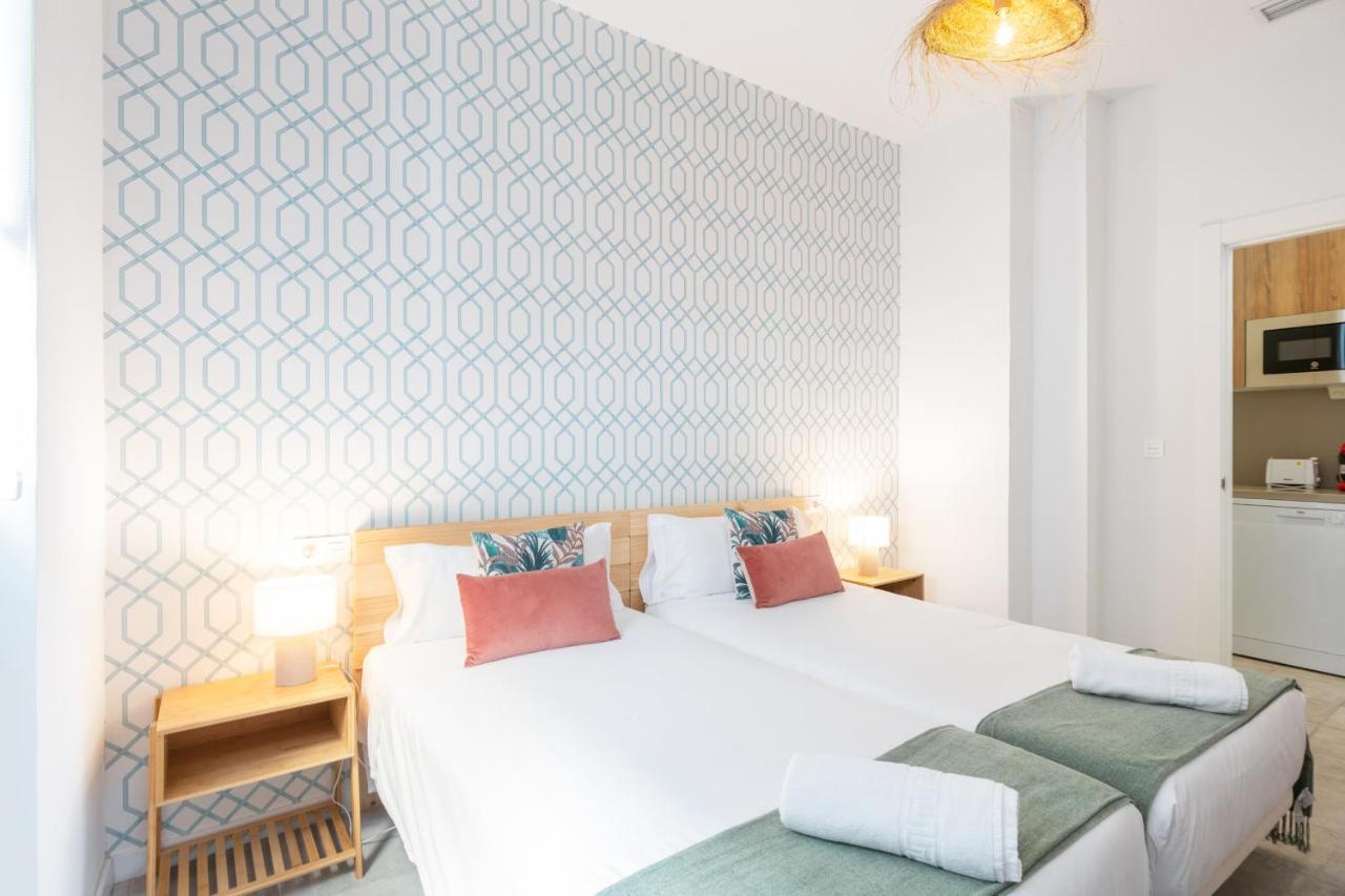 Apartamentos Luna Suites Palacio Dorita غرناطة المظهر الخارجي الصورة